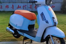 比电摩便宜的摩托车来了5000不到，复古踏板来了，最大功率6.8kW图片