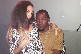 都是3万分，杜兰特用了1101场，司机1377场，科比1180场，老詹呢图片