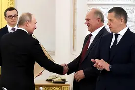 久加诺夫：若不转向社会主义和解放乌克兰，俄罗斯将无法摆脱困境图片