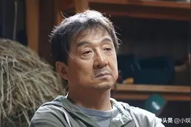 白发、眼神无光，成龙现状令人唏嘘，但还有更糟糕的事情正在发生图片