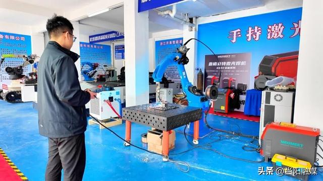 年底“见面”！当阳自主研发机器人！