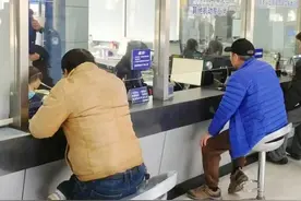 这些情况可以申请驾驶证降级→图片