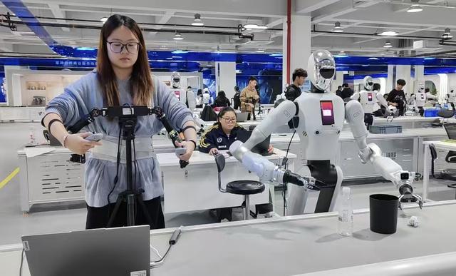 智绘家门口的诗和远方！全国20余家媒体共探“锡式精彩”