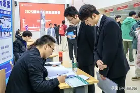 毕业后才明白：原来这4类大学生包分配，根本不愁工作！图片