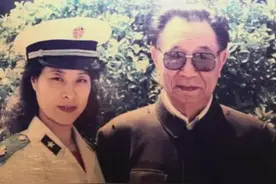 80年代，68岁陈士榘将军迎娶28岁李峥，临终前没有给子女留遗嘱图片