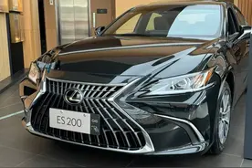 15万买丰田亚洲龙双擎还是为了个标多花10万买雷克萨斯ES？图片