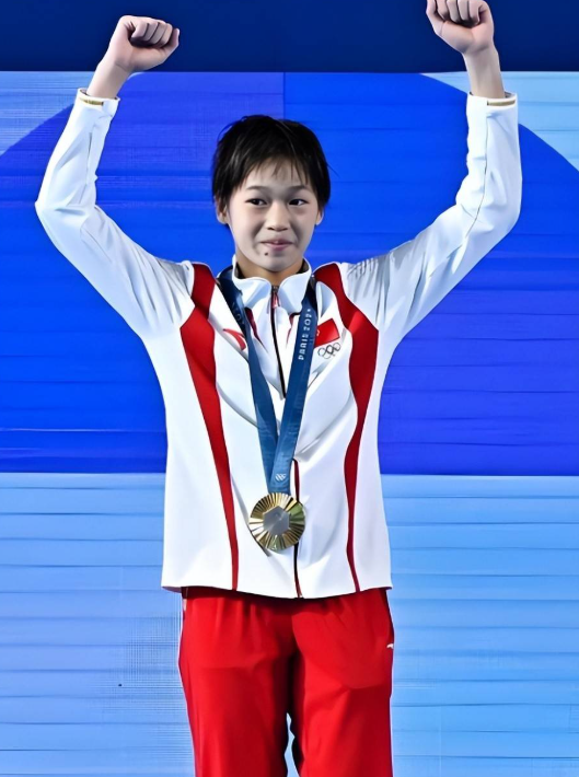 直到王伟莹坦白全红婵退出个人赛原因，才懂樊振东那番话真没说错