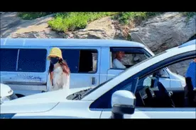 崂山路虎女司机打人事件！图片