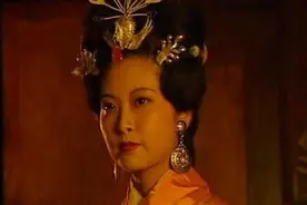 权力的游戏：董卓入京后直接进入后宫，何太后哭了图片