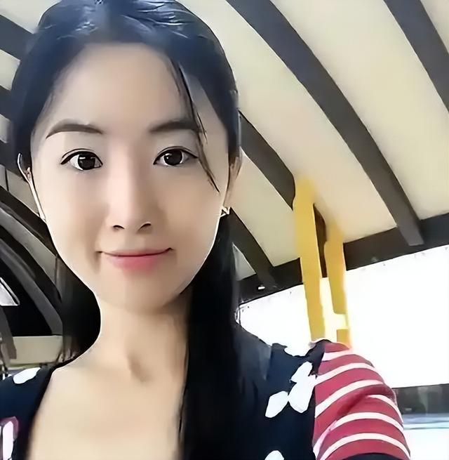 三观炸裂！翟欣欣出轨聊天记录流出，尺度大到咂舌，判12年都嫌少