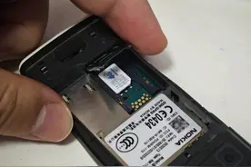 谁说2G全面退网？我用诺基亚E50测了，信号满格还能上网图片