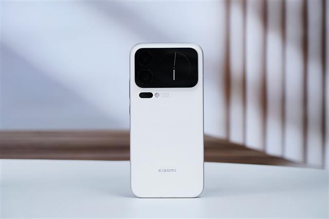小米17 Pro Max评测：五年高端之路的集大成者