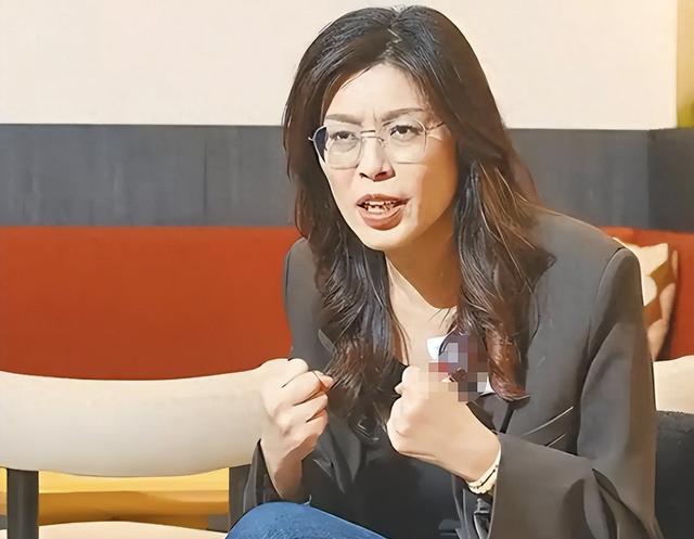 郑丽文说想到北京谈后，民进党急了，发声阻扰，郑丽文7个字反击