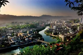 最美国道318湖北恩施段的这几个县，你去过几个？图片