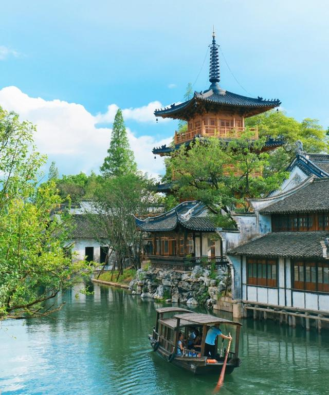 适合五一反向旅行的6个冷门小城，好山好水，不挤、不贵、不累人