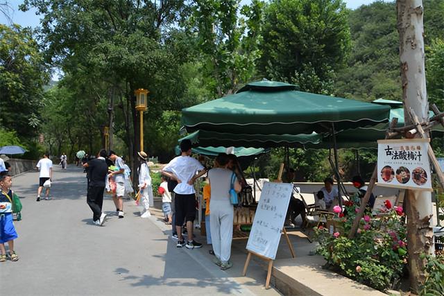 走进蒙山景区，感受夏日清凉...