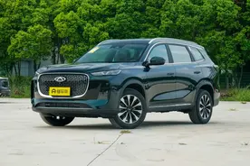 新车 | 10.99万元起 配隐藏式门把手/怀挡 新款奇瑞瑞虎8 PLUS系列上市图片