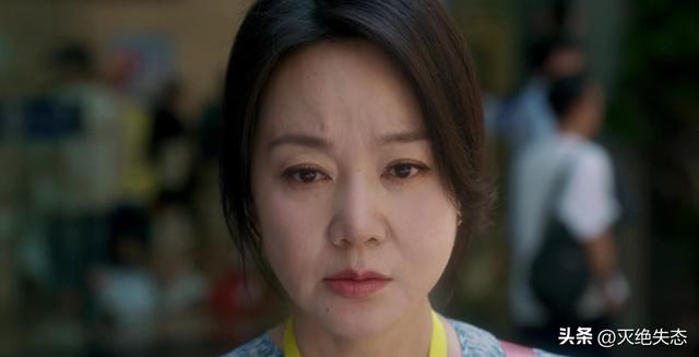 明星去掉滤镜后，秦海璐“秃顶”	，刘亦菲牙黄，宋祖英老到没认出