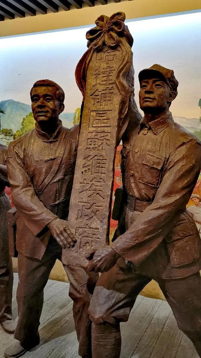宕昌:深藏陇南的山水秘境,一次解锁“小九寨”的惊艳与人间烟火
