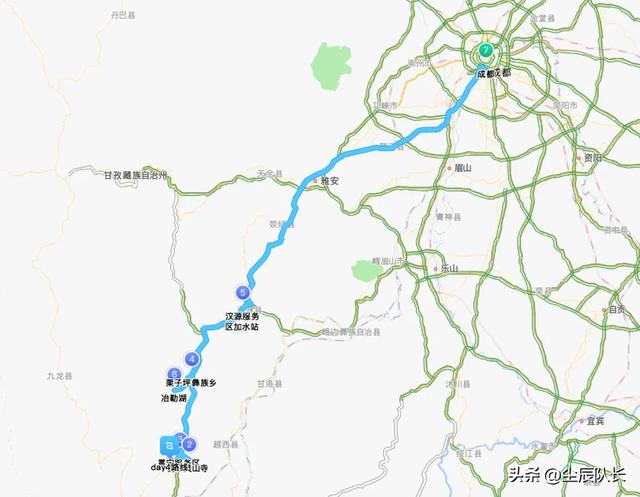 川西休闲自驾游｜带七旬老人和小孩，4天3晚全程不走！