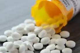 别再被秋水仙碱的“神奇”效果迷惑了！它的危害远超你想象！图片