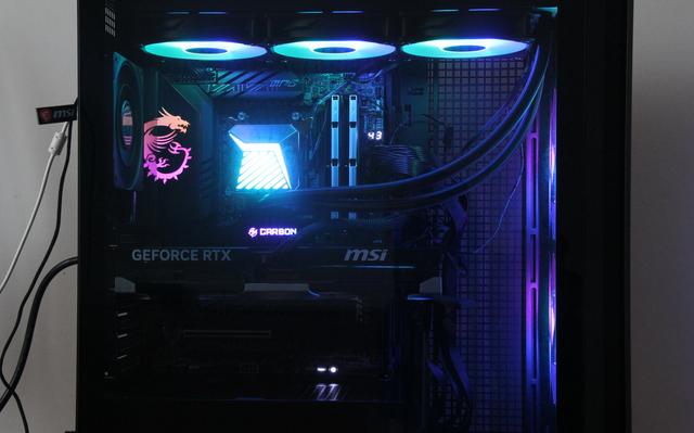 微星RTX5070 GAMINGX 12GB OC魔龙显卡在《战地6》中的卓越表现