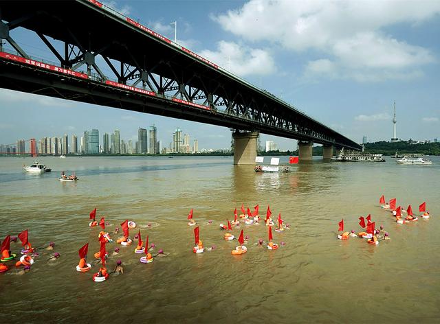 历史上的武汉水多成患，现在的武汉水多旅游浪漫