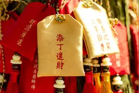 老话讲：“物品四不借，借了子孙无福”，老祖宗的话不能不听图片