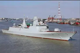 时间紧任务重！054A护卫舰再次“下饺子”，054B只造2艘就停了？图片