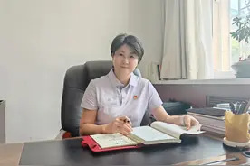 岳阳市妇联主席喻飞跃：深入推进妇联改革，助力建设“七个岳阳”图片