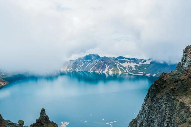 长白山水怪真相！373米深火山湖藏了多少未解之谜？