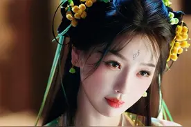 《永夜星河》逆袭，虞书欣稳坐95花顶流：“普女”是如何翻身的？图片