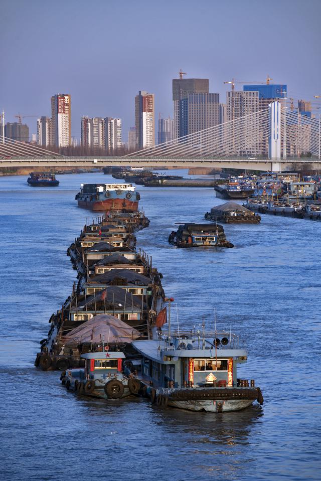 国内自驾游最经典的27条路线，适合退休人士，争取一年走2条！