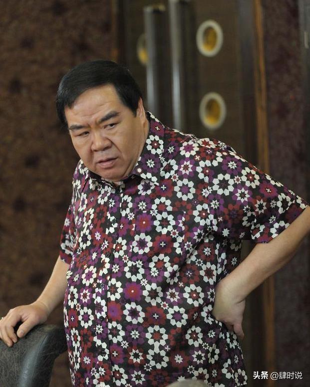杨振宁去世仅2天，74岁“肥猫”郑则仕又被曝离世，内情让人意外