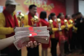 同样工龄40年，但领取过4050政策补贴，会导致退休工资减少吗？图片