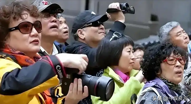 大量日本游客涌入北京，打着旅游幌子不去旅游不吃美食，为啥来？