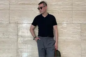 中年男人夏天穿衣别瞎选！这2种颜色显老，这3种越穿越精神图片