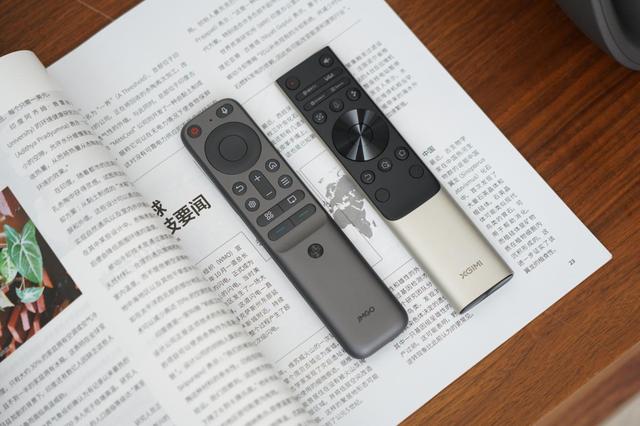 2025年度旗舰：坚果N5 Ultra Max与极米RS20 Ultra Max实测对比