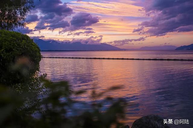 秋风渐起天气转凉,没事千万别来洱海边瞎逛,因为会被美哭的