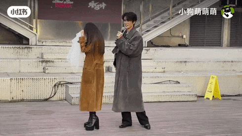 这对姐弟恋…这么甜的吗？我倒看看多好磕？