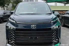 丰田廉价MPV国产进度曝光！或2025年上市，由广汽丰田承建图片