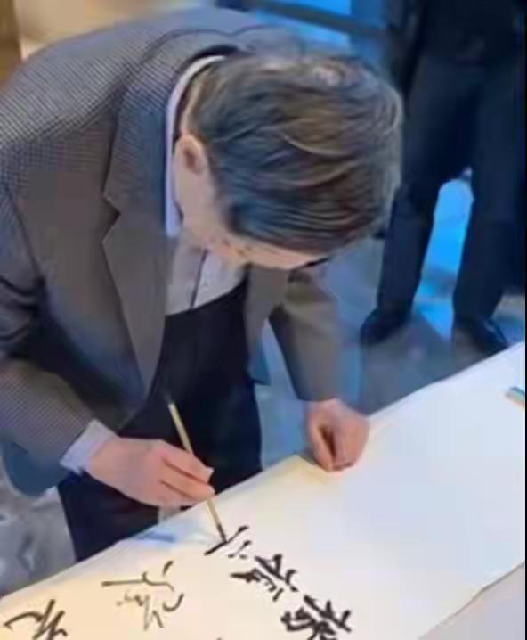 世人皆言，真情难觅， 缘分这东西，有时妙不可言！！！