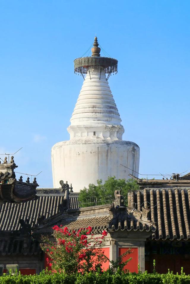 十月文学月 | “北京范儿”文学地标推荐,快来打卡文学中的北京!