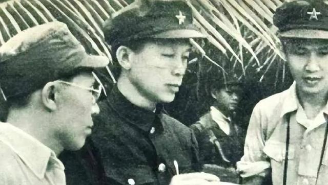 73年冯白驹去世，周总理：追悼会规格要高，讣告要在人民日报头版