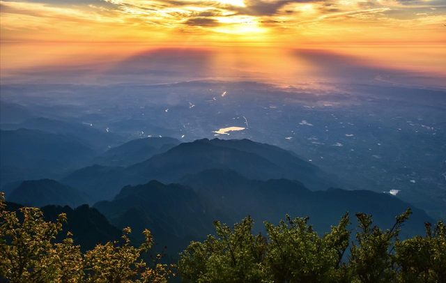 峨眉山居