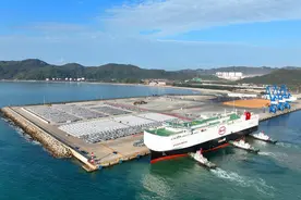 【深圳特区报】深汕特别合作区营造一流营商环境培育新质生产力 奋力打造广东东部板块高质量发展战略引擎图片