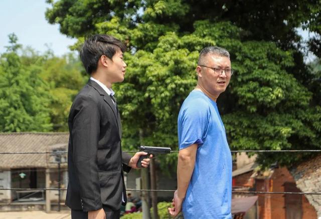 峨眉山脚藏了个让全家嗨翻天的"小香港"！