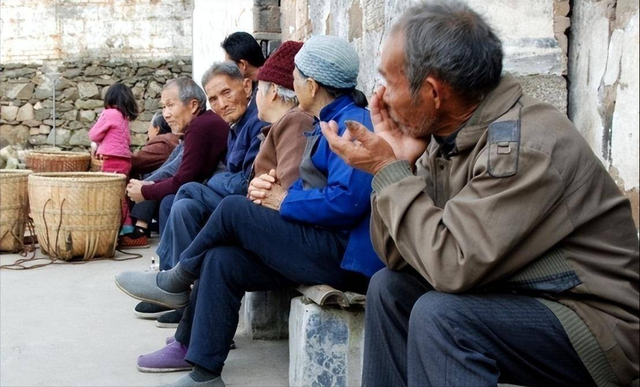 中国将迎人口死亡高峰！22年1041万，23年1100万，去年死亡多少？