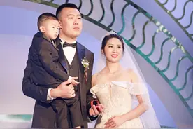 韩德君妻子朱悦荧：放弃职业模特照顾家庭，韩德君宠溺无比！图片