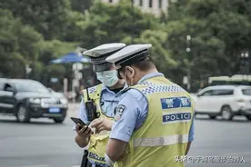 车祸后别瞎打电话！交警说9成人搞反顺序，3步走既救命又不亏图片